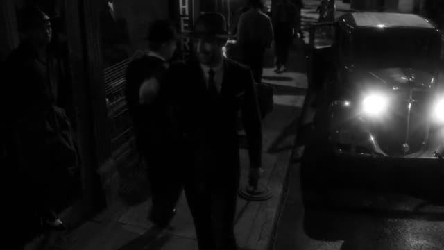 Курице как всегда не везет