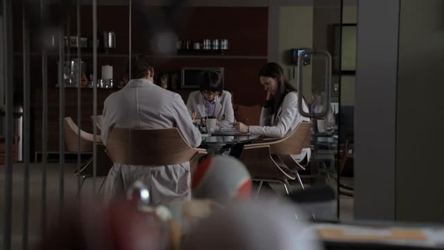 Мертв и похоронен