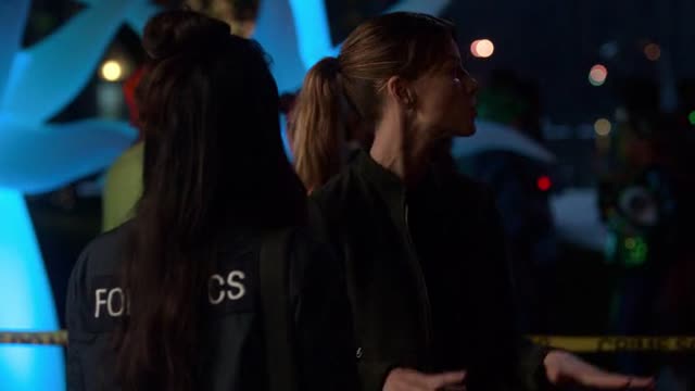 На расстоянии